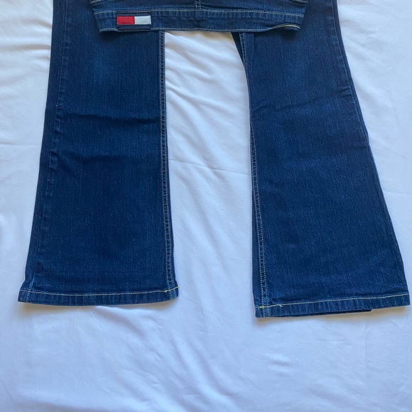 Tommy Hilfiger Flare Jeans - Picture 6 of 9